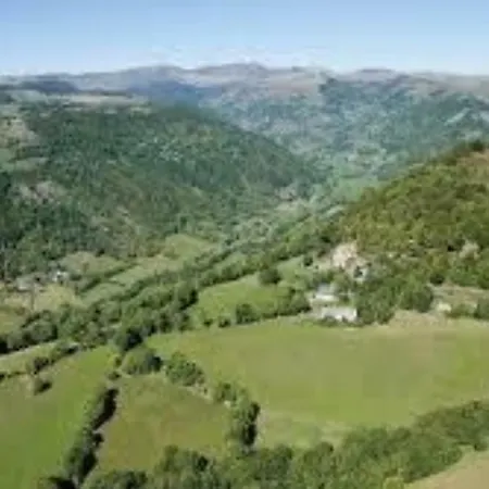 Allee Des Petunias Appartamento Vic-sur-Cère